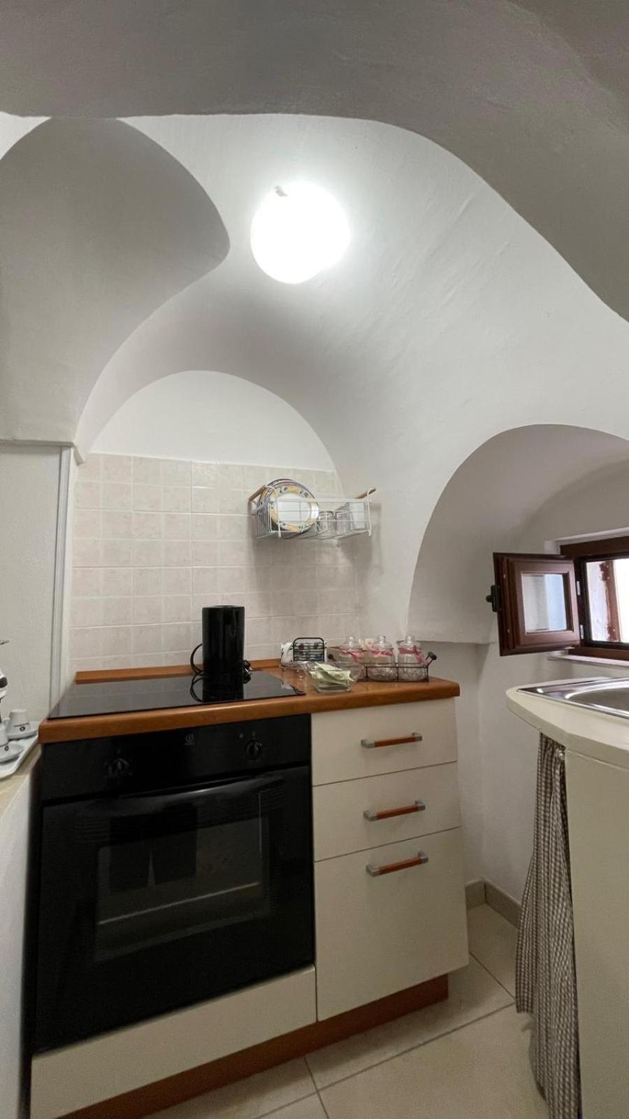 The White Rose Apartment Ceglie Messapica Exterior photo