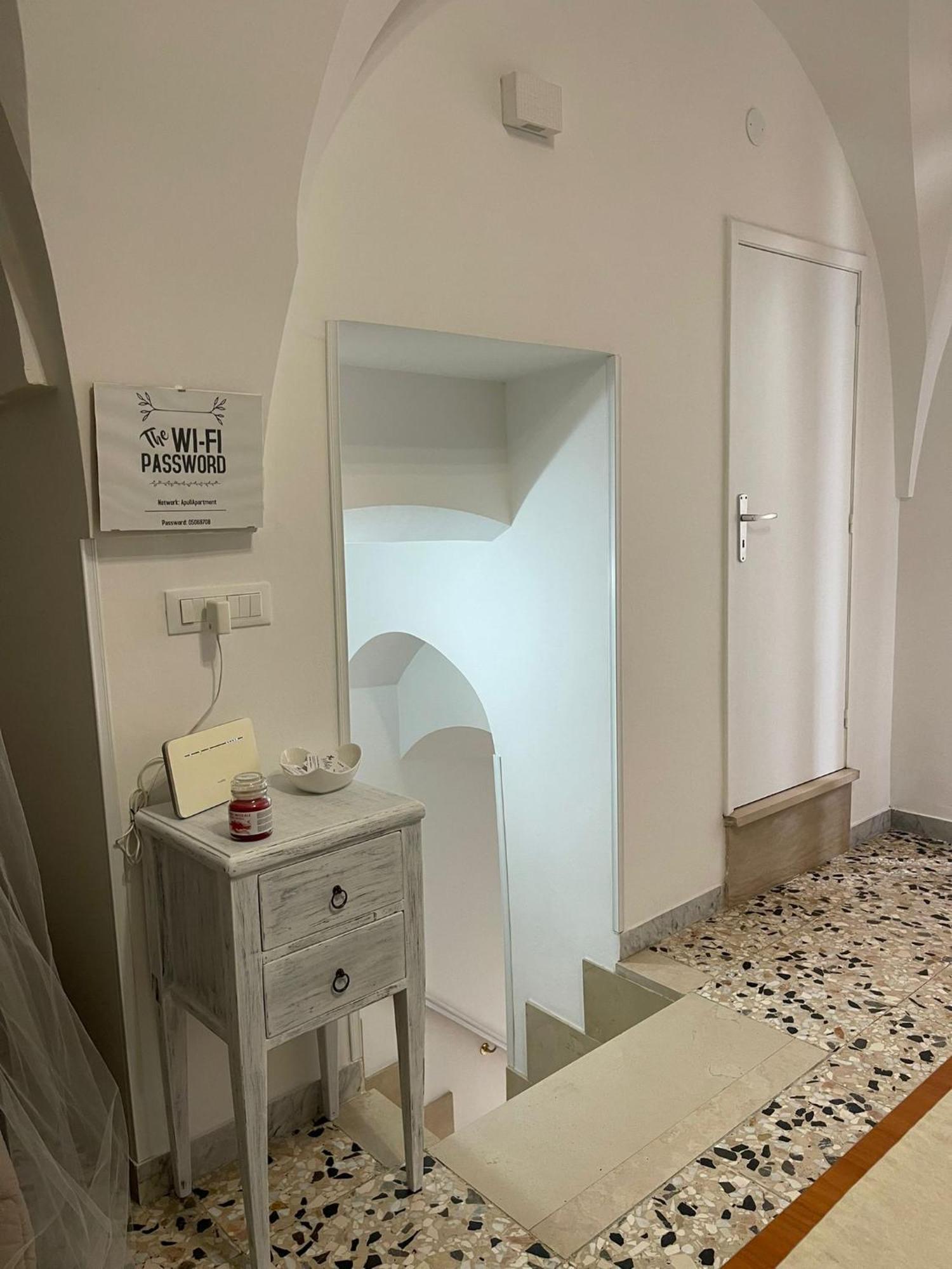 The White Rose Apartment Ceglie Messapica Exterior photo